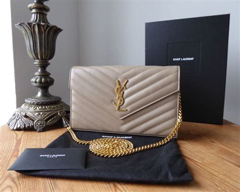 nude ysl wallet on chain|SAINT LAURENT Grain De Poudre Matelasse Chevron .